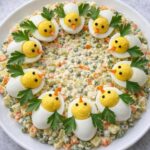 Planter des Oignons avec des Plateaux de Boîtes à Œufs : La Méthode du Quadrillage Simple pour un Potager Productif et Organisé